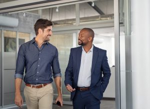 Spacer biznesowy walk&talk – jak 30 minut w ruchu zastępuje godzinę przy biurku?